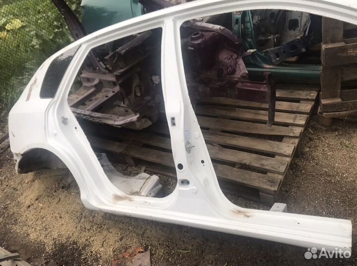 Корниз Honda Civic eu-1