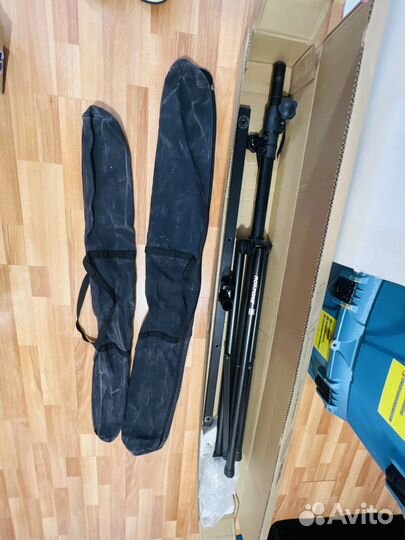 Стойка для светового оборудования Roxtone LS030