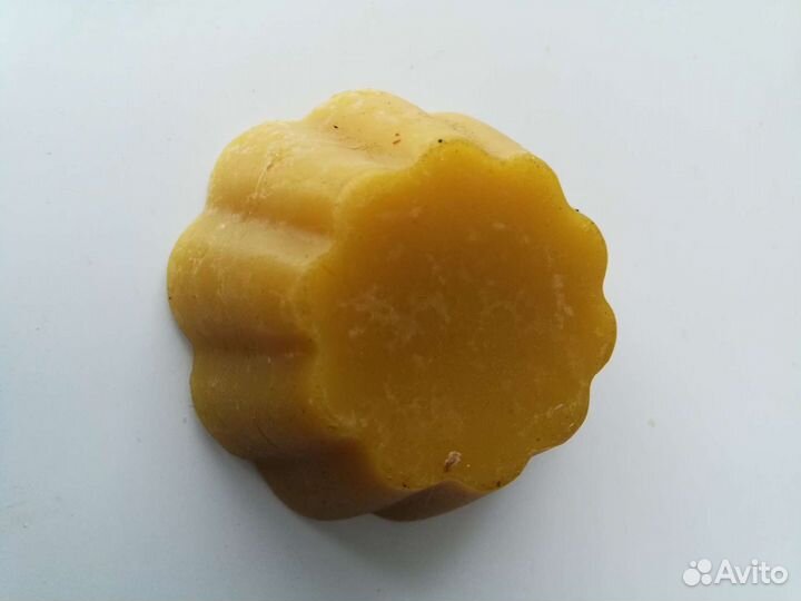 Воск пчелиный