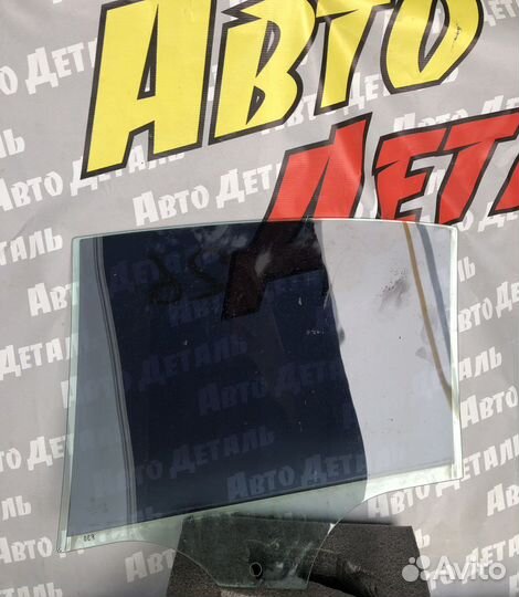 Стекло боковое заднее правое BMW 3 F30 2011-2018