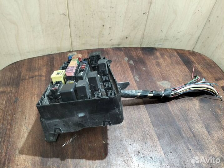 Блок предохранителей Mitsubishi Space Star 1.8 GDI