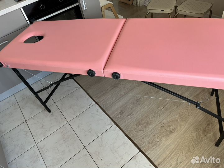 Массажный стол складной с вырезом для лица