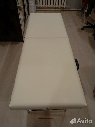 Кушетка для наращивания ресниц