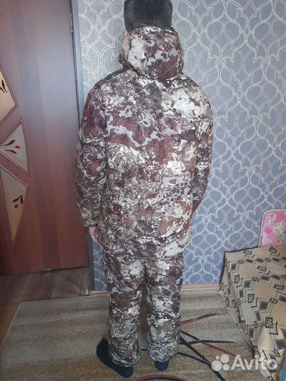 Зимний костюм для рыбалки