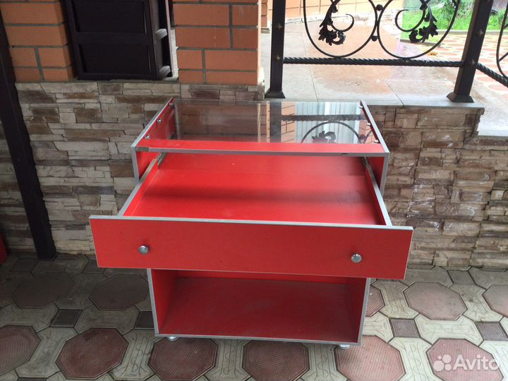 Столик для торговли