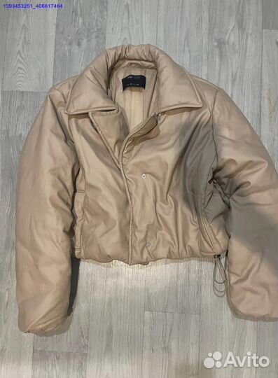 Легкая экокожаная куртка для активных