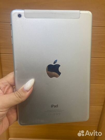 Планшет Apple iPad mini 16Gb