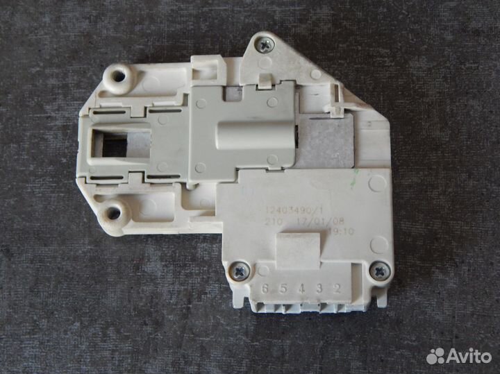 Блокировка люка ст.машины Zanussi арт. 1240349017