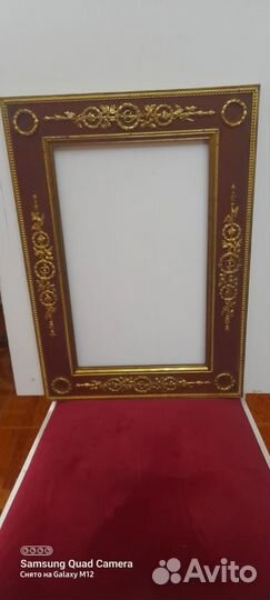 Рама для воинскихгравюр красного дерева вбронзе