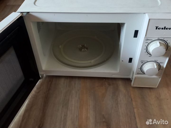 Микроволновая печь tesler