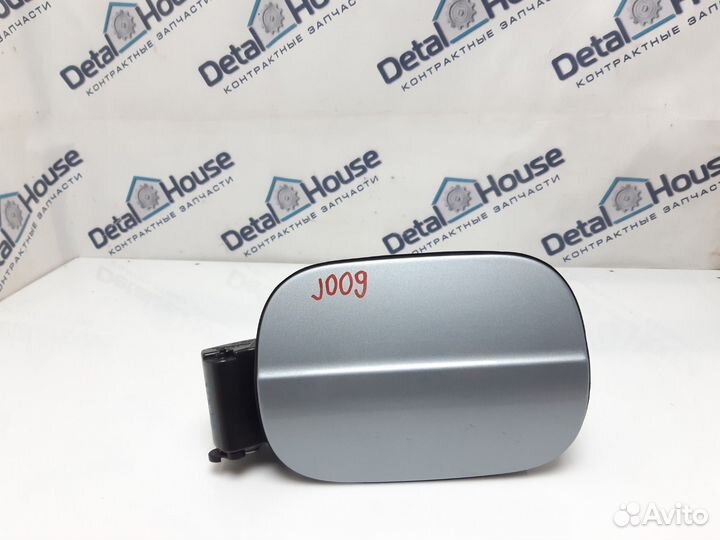 Лючок бензобака Audi A6 C6 3.2 AUK 2009