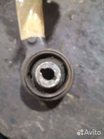 Рычаг на Volvo Xc90