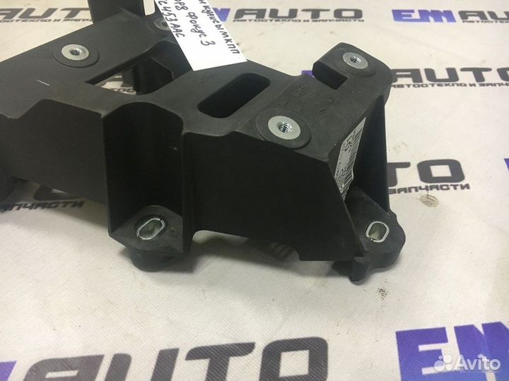 Кронштейн кулисы МКПП Форд Фокус 3