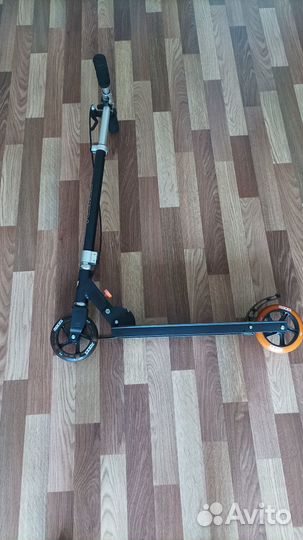 Продам самокат детский до 80кг