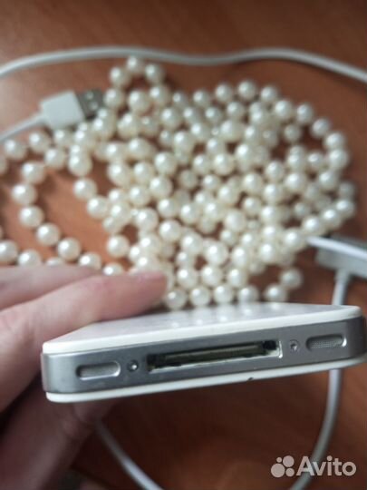 iPhone 4S, 8 ГБ