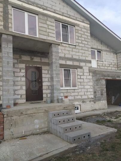 Дом 250 м² на участке 7,6 сот.