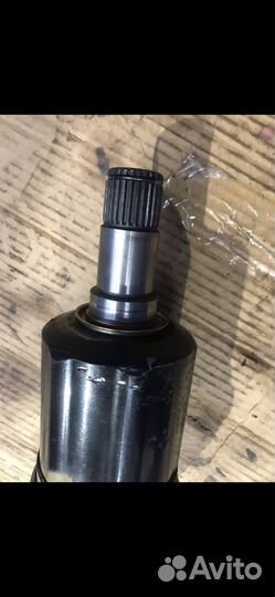 Приводной вал передний правый Mercedes-Benz GLK204