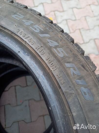 Pirelli Ice Zero 245/45 R18 100H