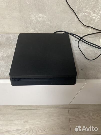 Игровая приставка ps4 slim 1tb