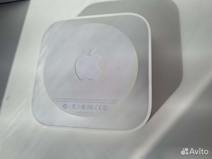Apple Airport Express (2-го поколения) Американец