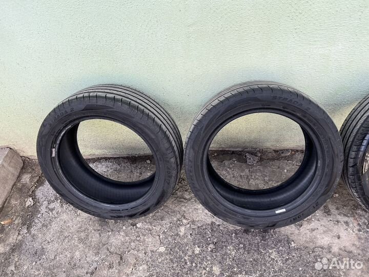 Viatti Strada 2 (V-134) 215/50 R17 95W