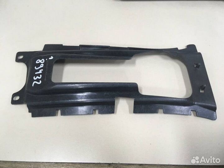 Обшивка стойки левая Ford Focus 2