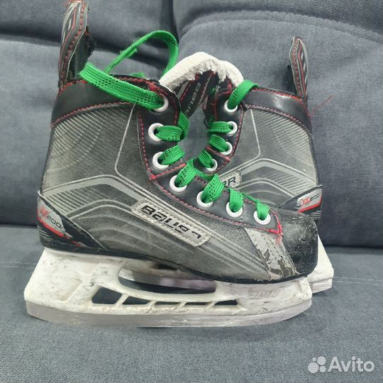 Хоккейный шлем