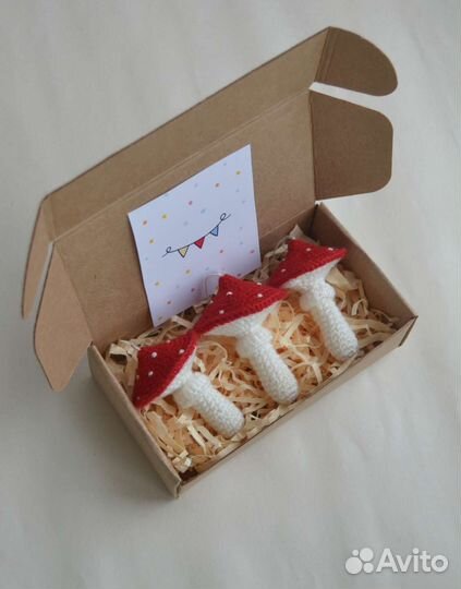 Ёлочные игрушки, элементы гирлянды