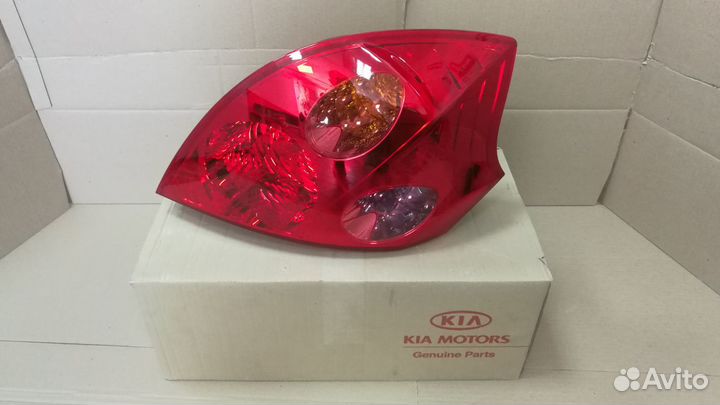Фонарь задний левый KIA Ceed Киа Сид 5 дв hb 07-10