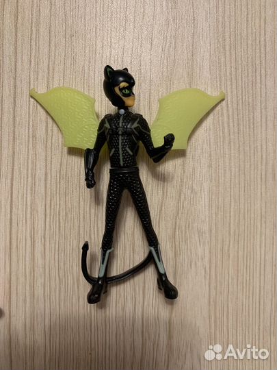 Леди баг и супер кот киндер макси