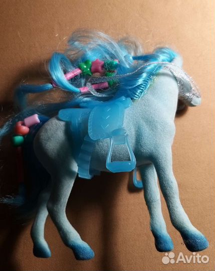 Большая и маленькая мягкая игрушка- Лошадка