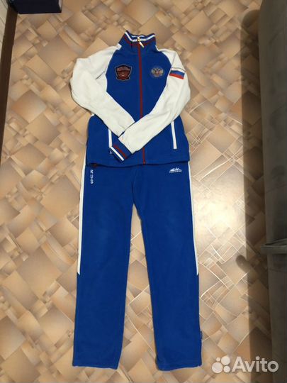 Флисовый костюм и шапка Forward