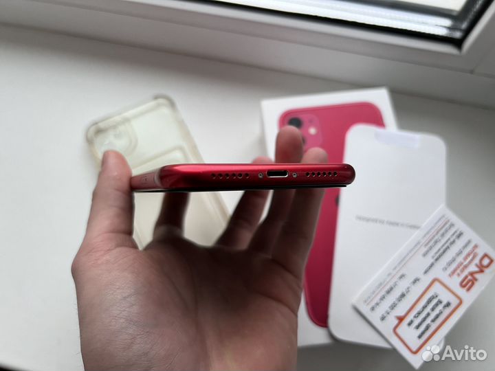 iPhone 11, 64 ГБ
