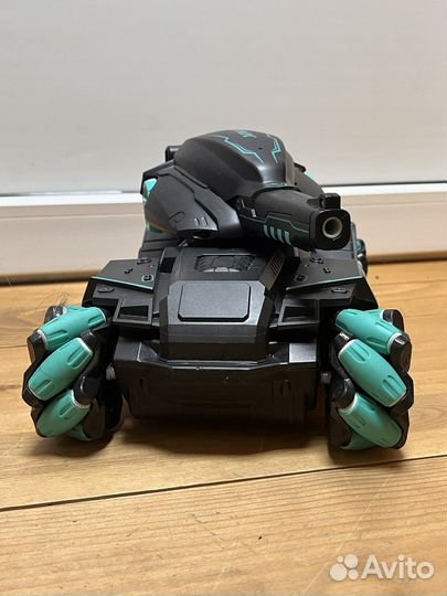 Танк на пульте управления