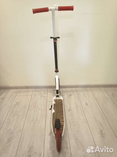 Самокат Nexus RGX 200 мм