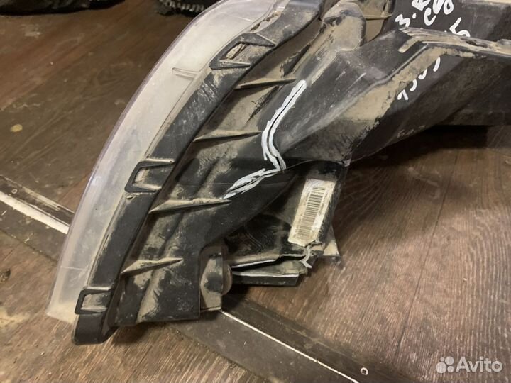 Фара правая Kia Rio