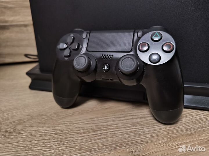 Sony PS4 Pro 1Тб