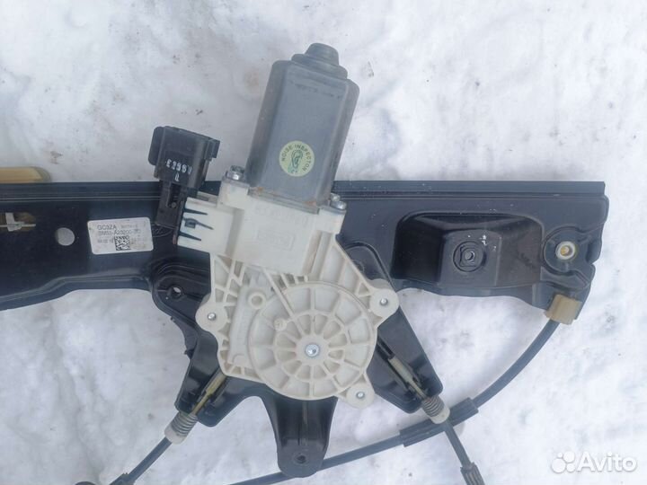 Электроподъемник Ford Focus 3