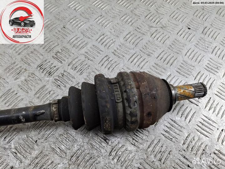 Полуось передняя правая б/у Opel Zafira A