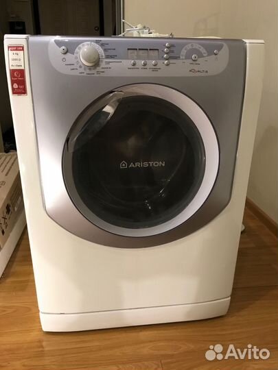 Стиральная машина Ariston