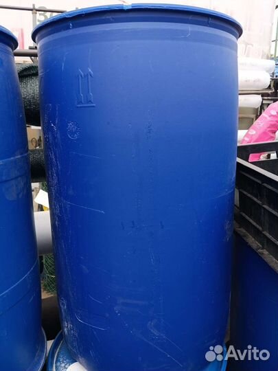 Бочка пластиковая бу 227л