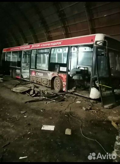 Разбираю автобус scania