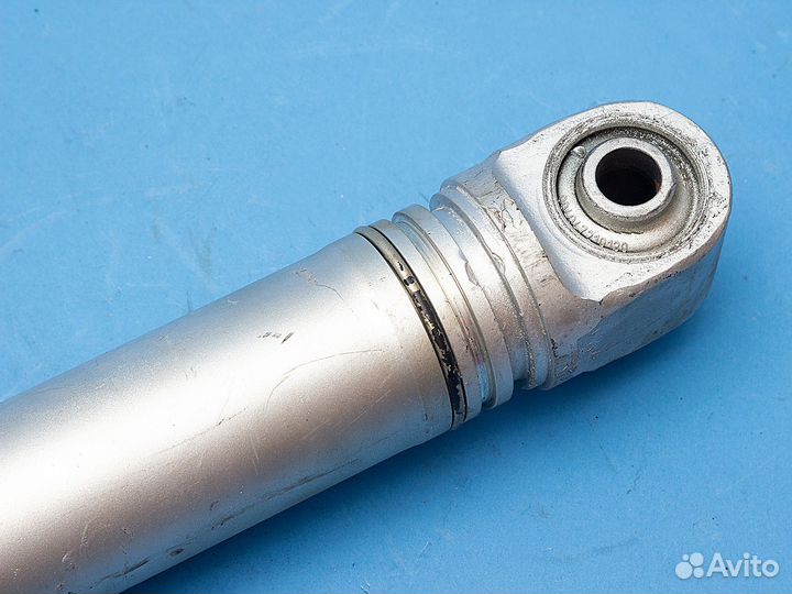 Амортизатор задний BMW 7series E65 / E66 с EDC