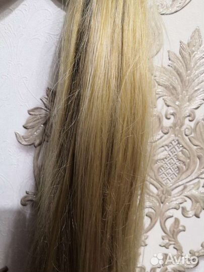 Волосы на заколках