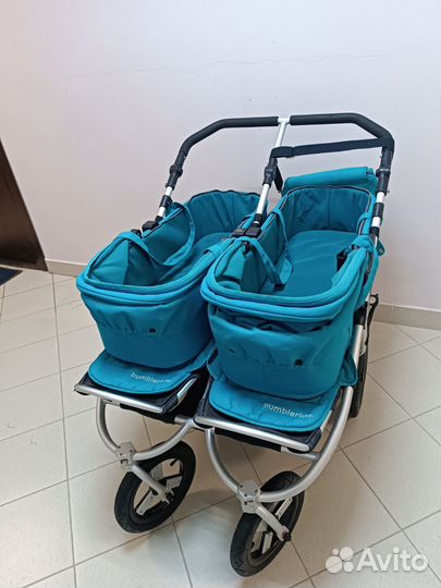Коляска для двойни bumbleride