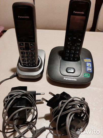 Panasonic радиотелефон на 2 трубки
