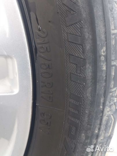 Accelera 651 215/70 R17