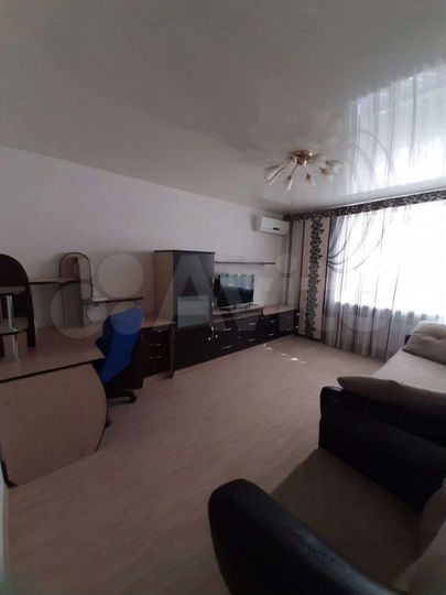 2-к. квартира, 44 м², 1/9 эт.