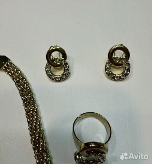 Бижутерия пакетом новая