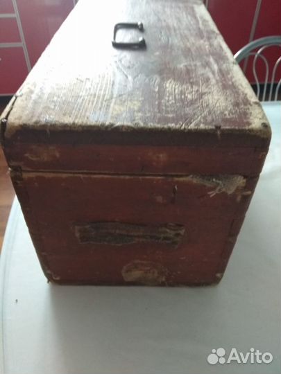 Сундук старинный